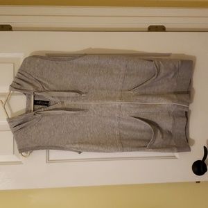 Yogalicious vest size medium